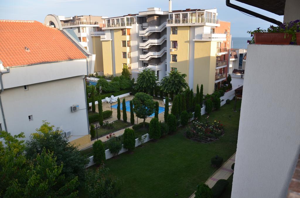 Apartments In Complex Chateau Nessebar Sveti Vlas Exterior foto